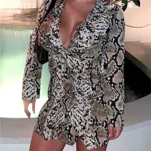 Snake print design dress, size 4